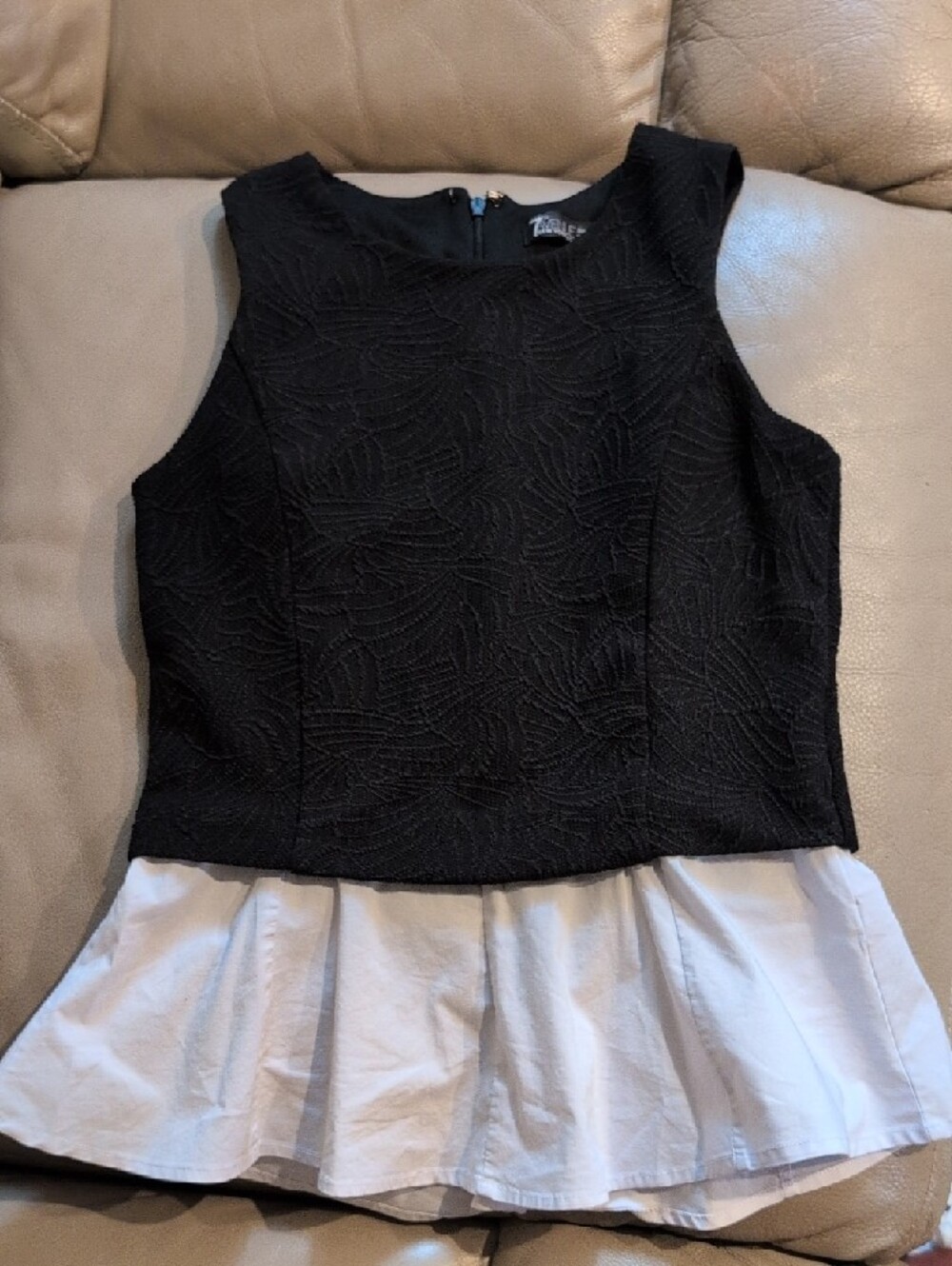 Stretchy Textured Women’s Black Sleeveless Peplum Tank Top Size XS